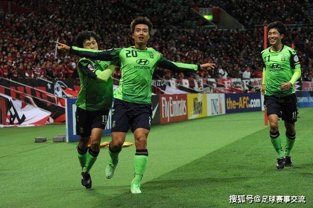 斯卢茨基执掌俄罗斯媒体足球国家队